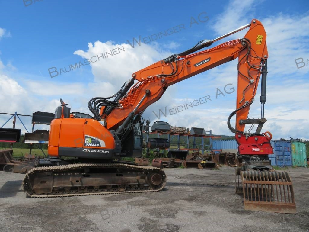Doosan DX 235 LCR-5 - حفارات زحافة: صور 4 Doosan DX 235 LCR-5 - حفارات زحافة: صور 4