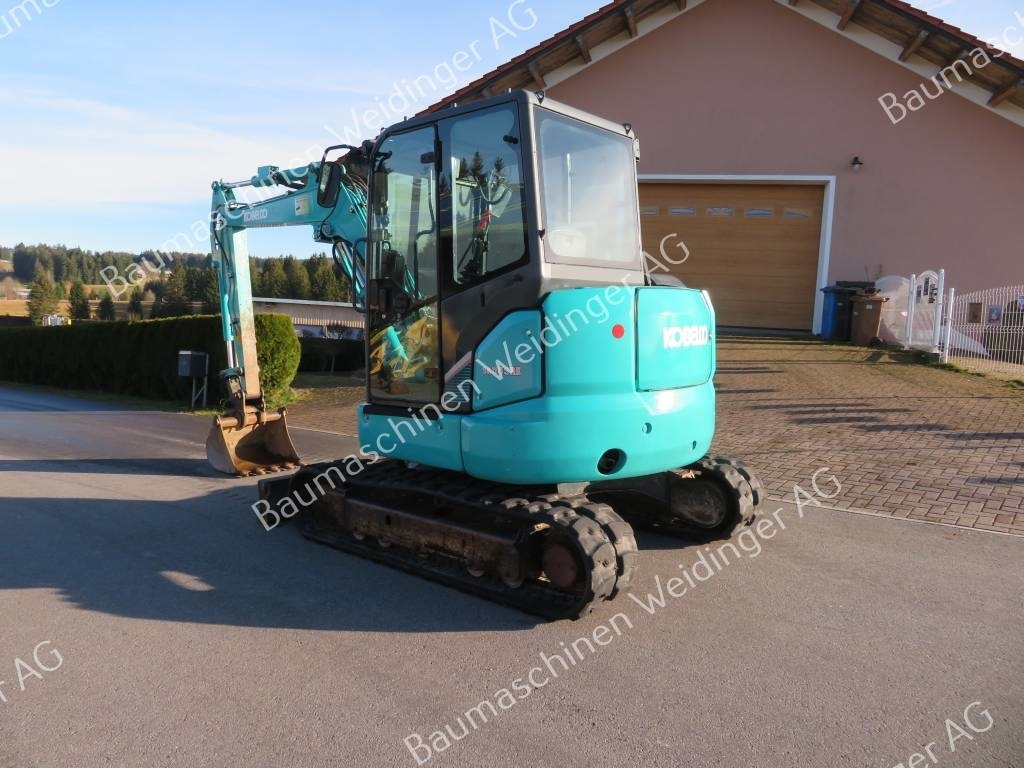 Kobelco SK 55 SRX-6 - حفارة مصغرة: صور 5 Kobelco SK 55 SRX-6 - حفارة مصغرة: صور 5