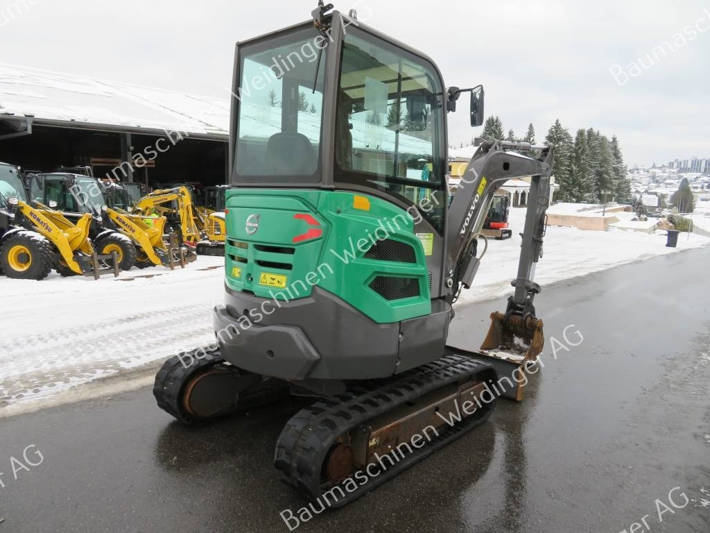 Volvo ECR 25 D - حفارة مصغرة: صور 3 Volvo ECR 25 D - حفارة مصغرة: صور 3