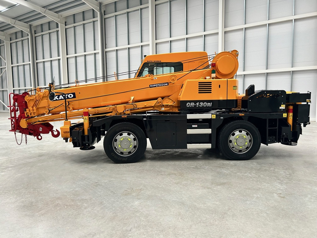 KATO CR-130Ri - 13 Ton City Crane with Only 8,563 miles from New !! - موبايل كرين: صور 4 KATO CR-130Ri - 13 Ton City Crane with Only 8,563 miles from New !! - موبايل كرين: صور 4
