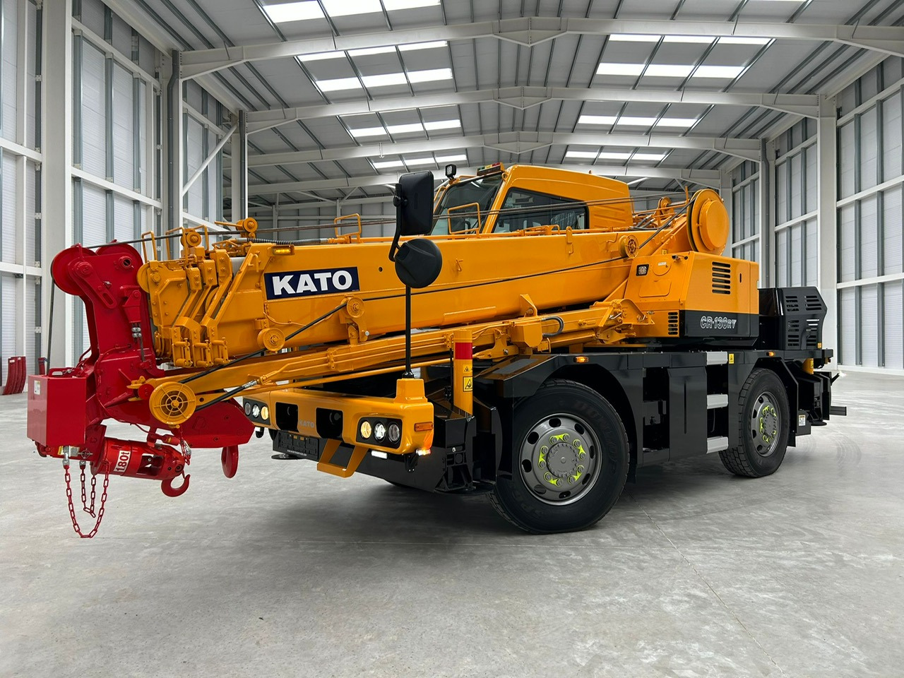 KATO CR-130Rv - 13 Ton City Crane with Joystick Control - موبايل كرين: صور 5 KATO CR-130Rv - 13 Ton City Crane with Joystick Control - موبايل كرين: صور 5