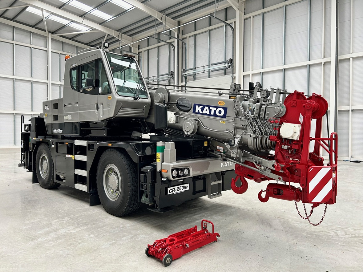 KATO CR-250Rv , 25 Ton City Crane with Only 1,991 hours - موبايل كرين: صور 1 KATO CR-250Rv , 25 Ton City Crane with Only 1,991 hours - موبايل كرين: صور 1