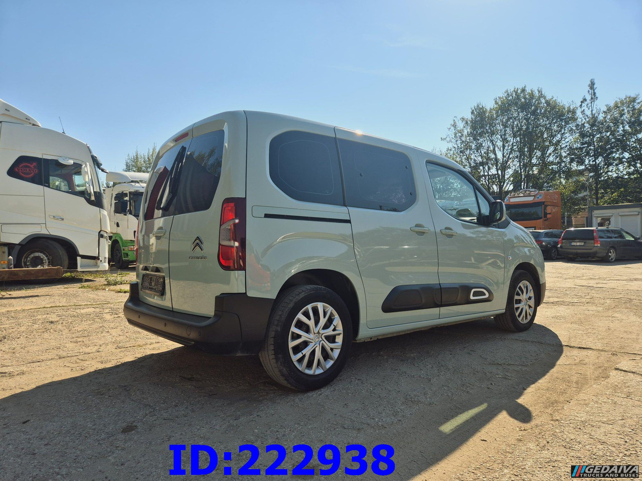 CITROEN Berlingo - ميكروباص: صور 5 CITROEN Berlingo - ميكروباص: صور 5