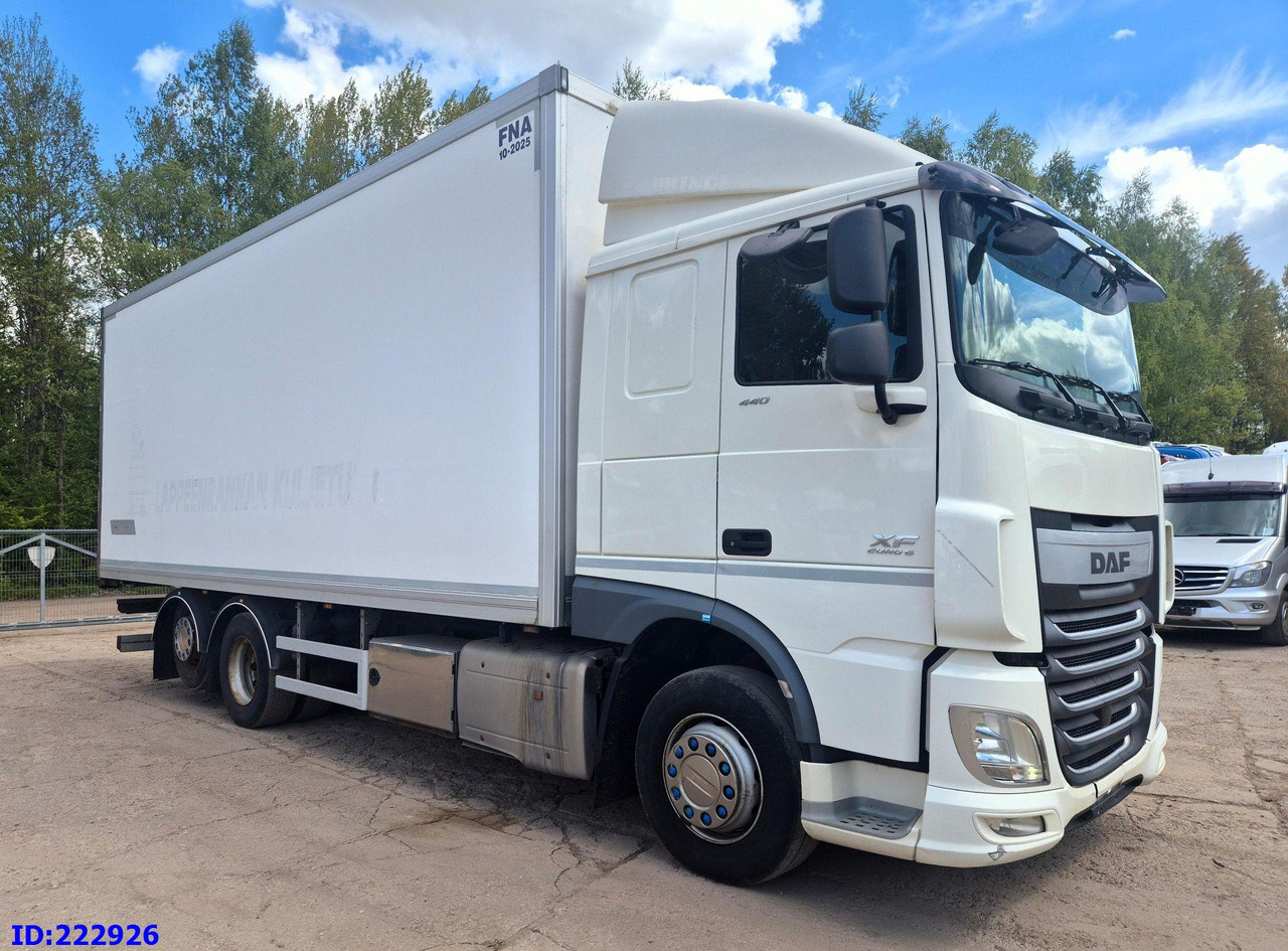 DAF XF 106 440 FAR 6x2 Euro6 - متساوي شاحنة: صور 1 DAF XF 106 440 FAR 6x2 Euro6 - متساوي شاحنة: صور 1
