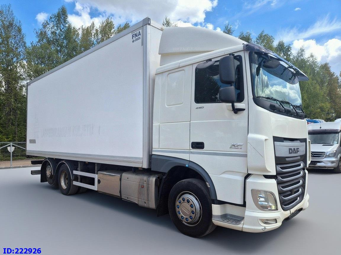 DAF XF 106 440 FAR 6x2 Euro6 - متساوي شاحنة: صور 4 DAF XF 106 440 FAR 6x2 Euro6 - متساوي شاحنة: صور 4