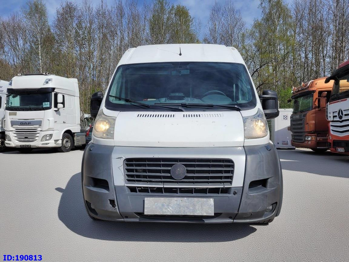 FIAT Ducato - VIP - 17 Seater - صغيرة, ميكروباص: صور 2 FIAT Ducato - VIP - 17 Seater - صغيرة, ميكروباص: صور 2