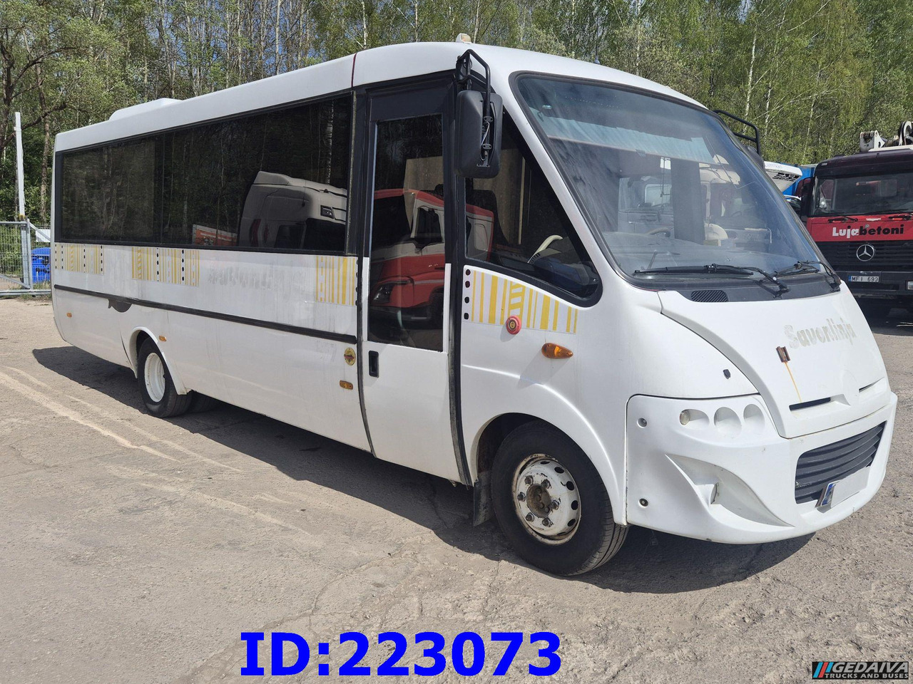 IVECO Thesi 65C18 27place - سياحية حافلة: صور 4 IVECO Thesi 65C18 27place - سياحية حافلة: صور 4