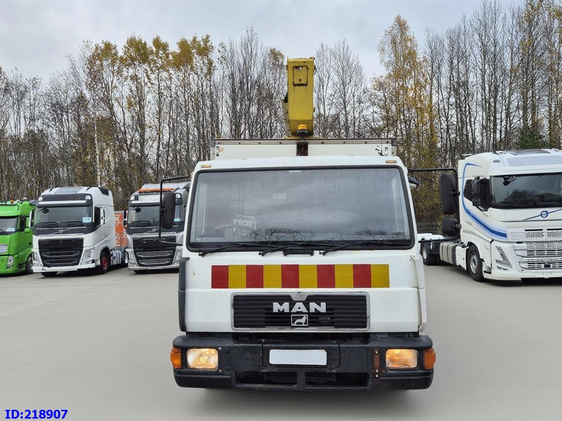 MAN LE 220C + Sky King 179TV - مصاعد الازدهار محمولة على شاحنة, سيارة بلدية: صور 2 MAN LE 220C + Sky King 179TV - مصاعد الازدهار محمولة على شاحنة, سيارة بلدية: صور 2