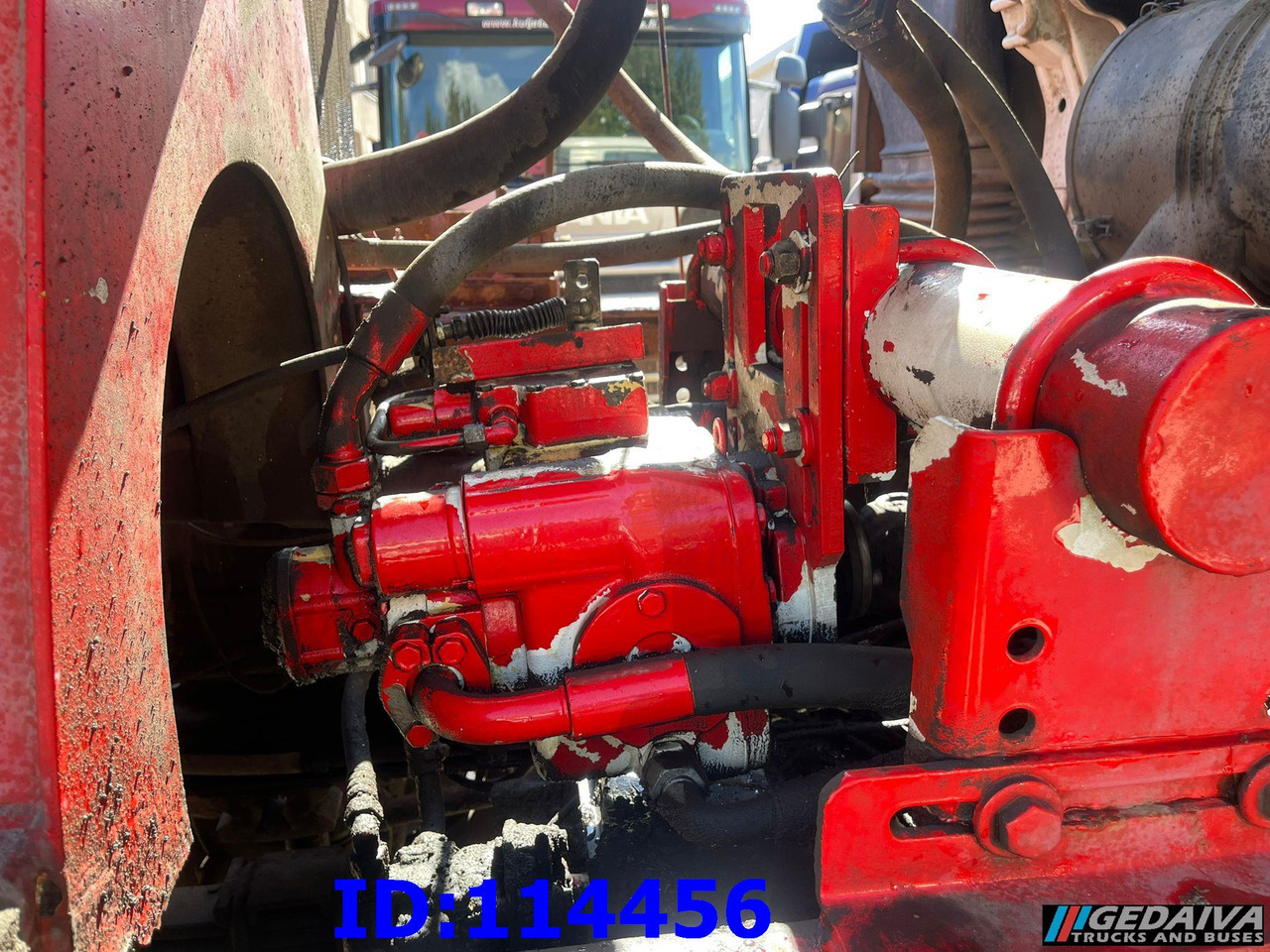 MAN TGA 35.480 8X4 8m3 Manual - شاحنة خلاطة خرسانة: صور 5 MAN TGA 35.480 8X4 8m3 Manual - شاحنة خلاطة خرسانة: صور 5