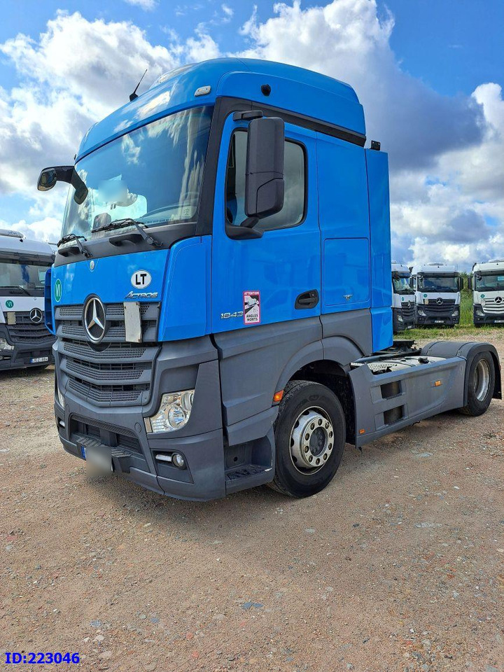 MERCEDES-BENZ Actros 1843 Euro6 - شاحنة جرار: صور 1 MERCEDES-BENZ Actros 1843 Euro6 - شاحنة جرار: صور 1