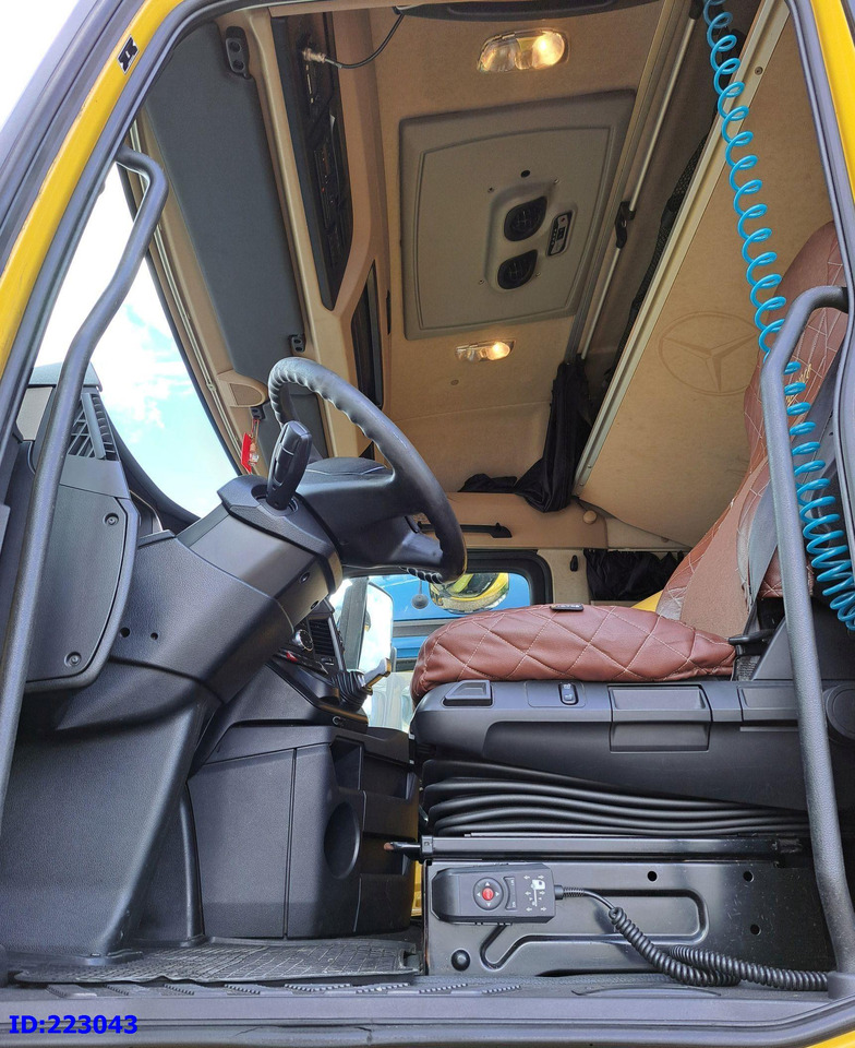 شاحنة جرار MERCEDES-BENZ Actros 1843 - Mega - Euro6: صور 8 شاحنة جرار MERCEDES-BENZ Actros 1843 - Mega - Euro6: صور 8