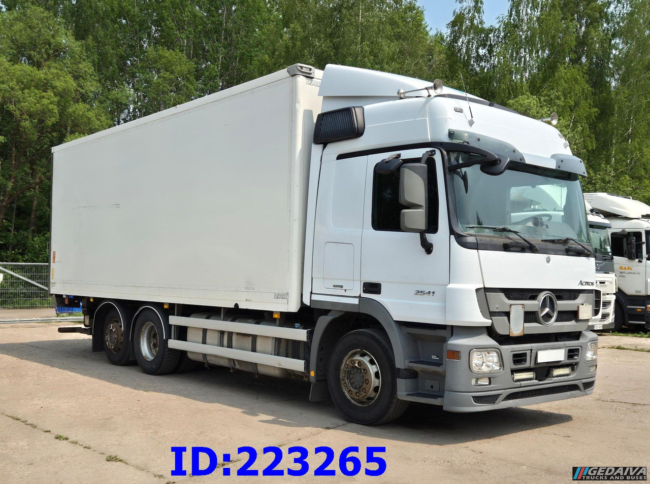 MERCEDES-BENZ Actros 2541 6x2 Retarder Open side box - متساوي شاحنة: صور 4 MERCEDES-BENZ Actros 2541 6x2 Retarder Open side box - متساوي شاحنة: صور 4