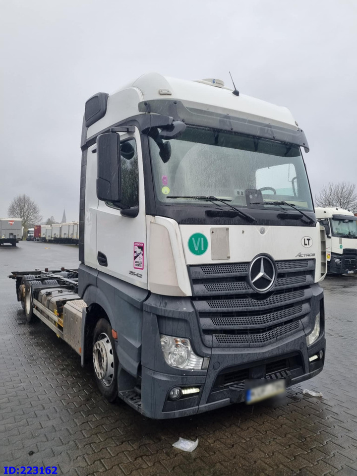 MERCEDES-BENZ Actros 2542 BDF 6x2 Euro6 - الشاسيه شاحنة: صور 2 MERCEDES-BENZ Actros 2542 BDF 6x2 Euro6 - الشاسيه شاحنة: صور 2