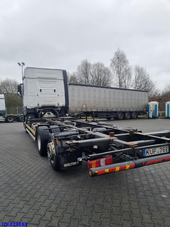 MERCEDES-BENZ Actros 2542 BDF 6x2 Euro6 - الشاسيه شاحنة: صور 4 MERCEDES-BENZ Actros 2542 BDF 6x2 Euro6 - الشاسيه شاحنة: صور 4