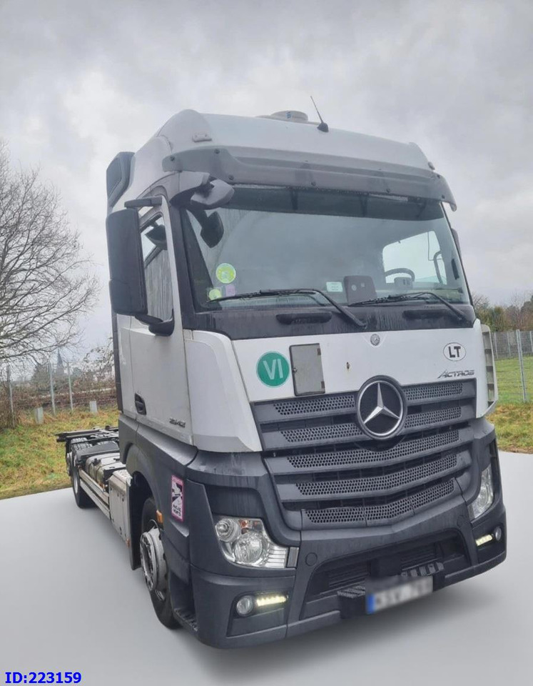 MERCEDES-BENZ Actros 2542 BDF 6x2 Euro6 - الشاسيه شاحنة: صور 1 MERCEDES-BENZ Actros 2542 BDF 6x2 Euro6 - الشاسيه شاحنة: صور 1