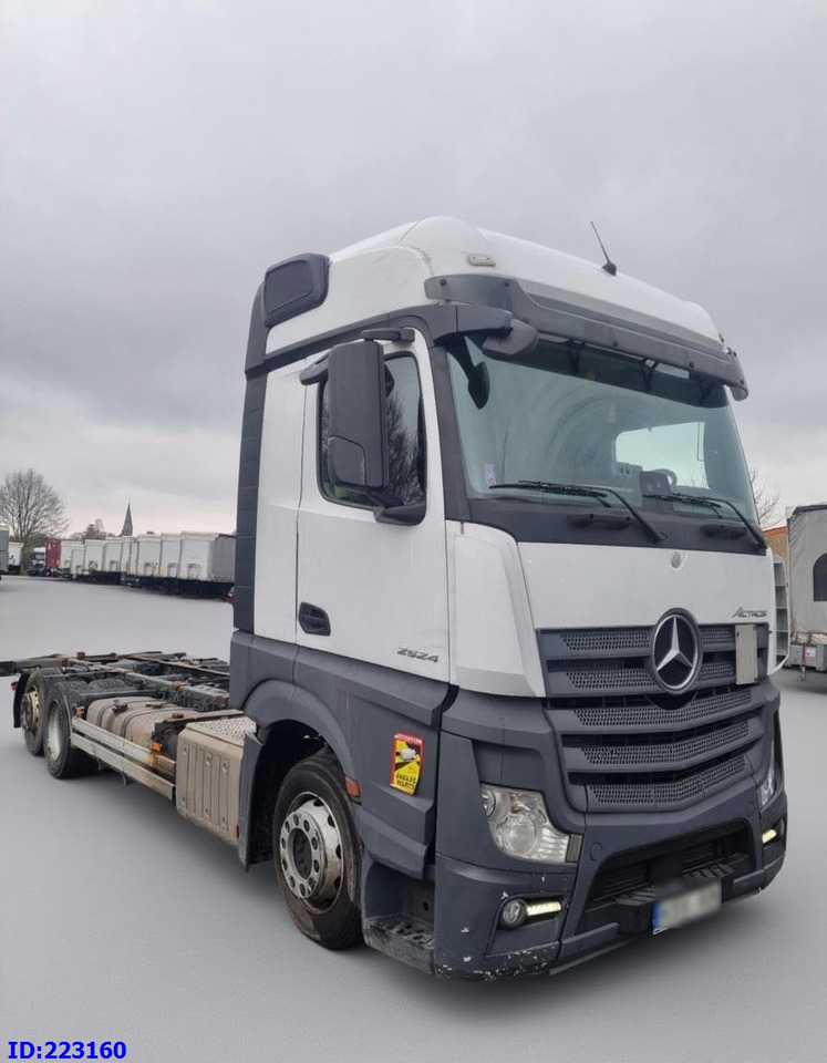 MERCEDES-BENZ Actros 2542 BDF Euro6 - الشاسيه شاحنة: صور 2 MERCEDES-BENZ Actros 2542 BDF Euro6 - الشاسيه شاحنة: صور 2