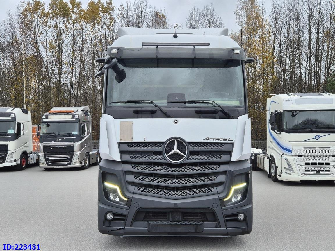 MERCEDES-BENZ Actros 2653 6x4 - شاحنة جرار: صور 2 MERCEDES-BENZ Actros 2653 6x4 - شاحنة جرار: صور 2