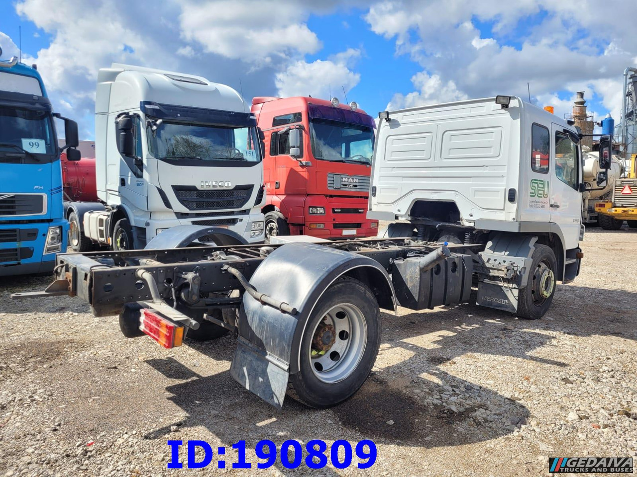 MERCEDES-BENZ Atego 1425 - الشاسيه شاحنة: صور 5 MERCEDES-BENZ Atego 1425 - الشاسيه شاحنة: صور 5