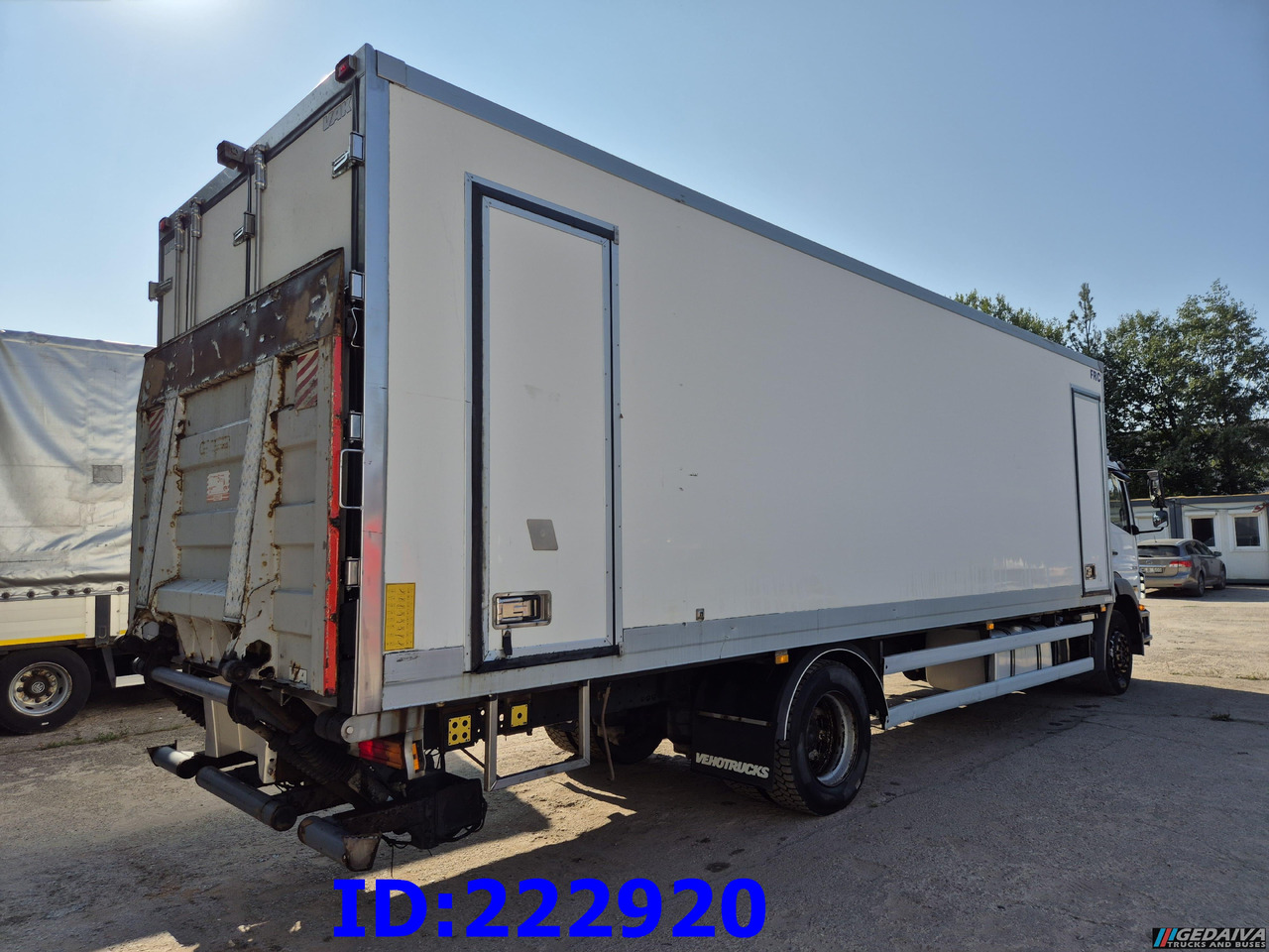 MERCEDES-BENZ Axor 1829  Manual + Tail lift - مبردة شاحنة: صور 5 MERCEDES-BENZ Axor 1829  Manual + Tail lift - مبردة شاحنة: صور 5