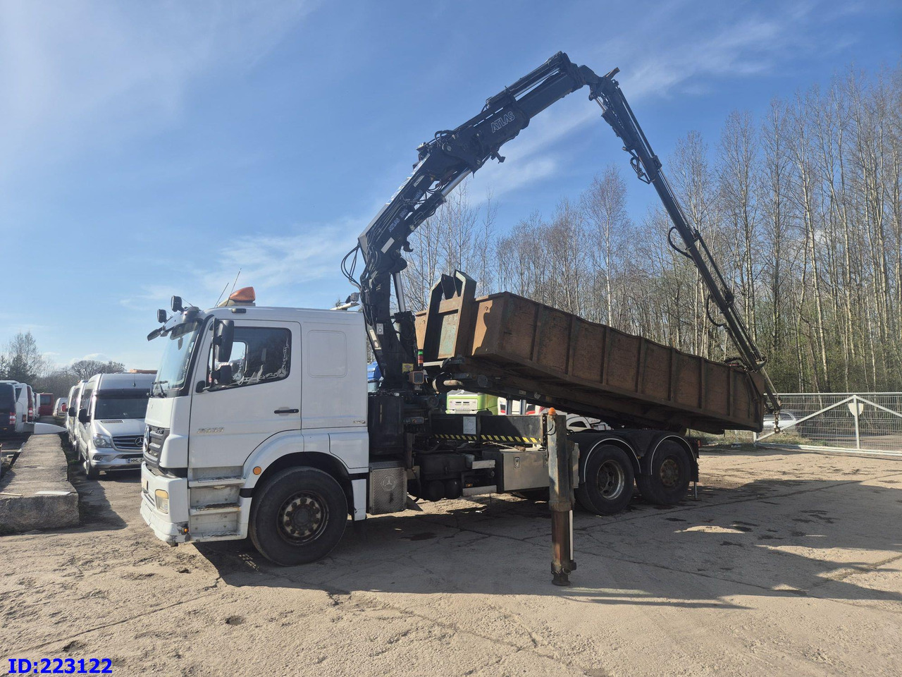 MERCEDES-BENZ Axor 2533 6x2 + Atlas 332.3E Crane - قلابات: صور 1 MERCEDES-BENZ Axor 2533 6x2 + Atlas 332.3E Crane - قلابات: صور 1