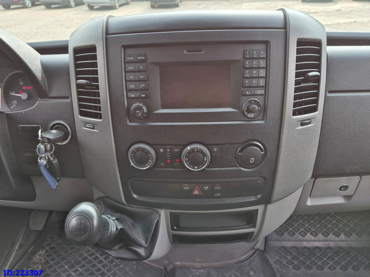 الشاحنات الصغيرة كابينة مزدوجة MERCEDES-BENZ Sprinter 316 Euro6: صور 13