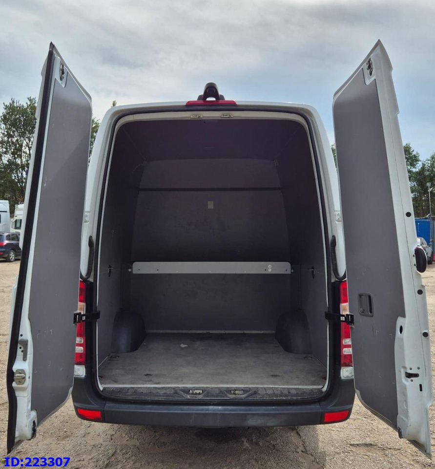 الشاحنات الصغيرة كابينة مزدوجة MERCEDES-BENZ Sprinter 316 Euro6: صور 6