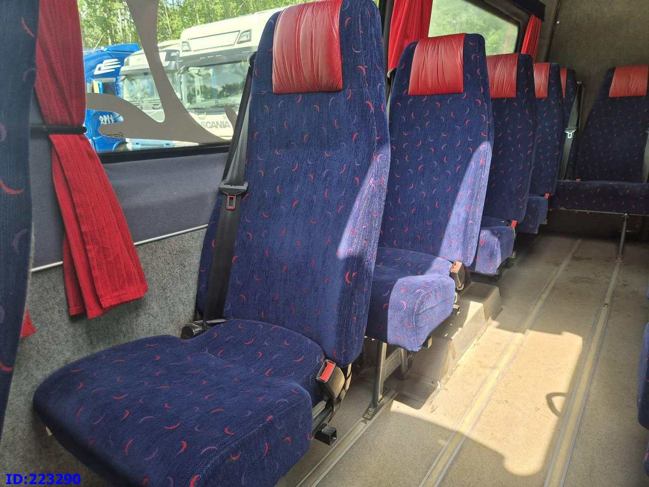 صغيرة, ميكروباص MERCEDES-BENZ Sprinter 515 - 23 places: صور 12