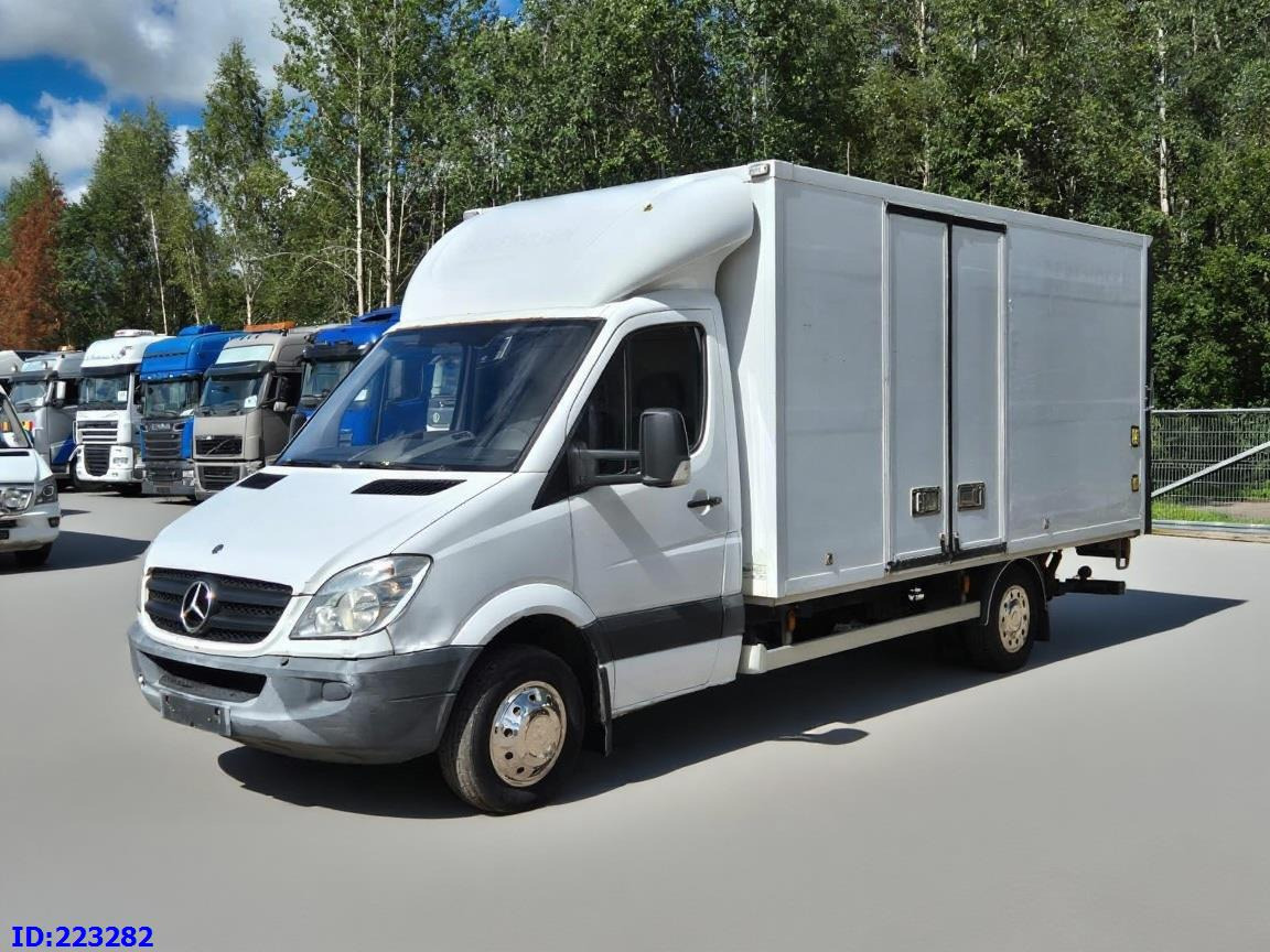MERCEDES-BENZ Sprinter 516 SUPER - الشاحنات الصغيرة صندوق مغلق: صور 1 MERCEDES-BENZ Sprinter 516 SUPER - الشاحنات الصغيرة صندوق مغلق: صور 1