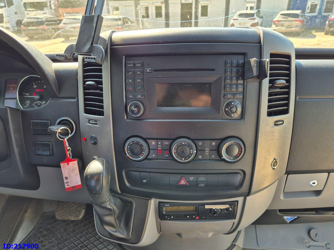 سياحية حافلة MERCEDES-BENZ Sprinter 516 - VIP -  17 places: صور 13