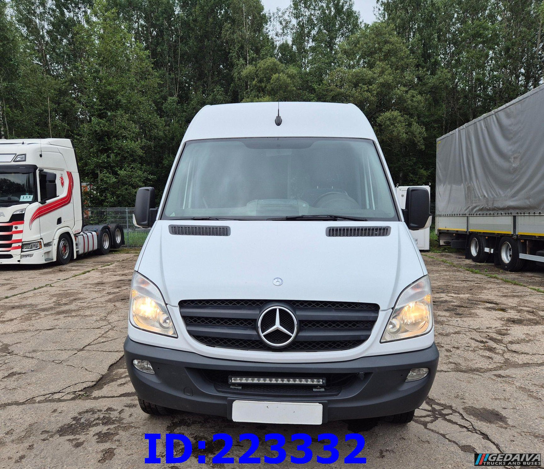 MERCEDES-BENZ Sprinter 516 VIP - 20 places - سياحية حافلة: صور 2 MERCEDES-BENZ Sprinter 516 VIP - 20 places - سياحية حافلة: صور 2