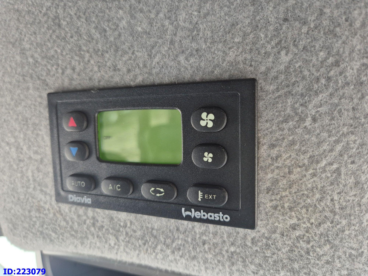 سياحية حافلة MERCEDES-BENZ Sprinter 516 - VIP - Euro6 - 17 places: صور 17