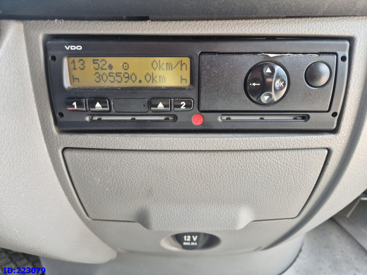 سياحية حافلة MERCEDES-BENZ Sprinter 516 - VIP - Euro6 - 17 places: صور 16