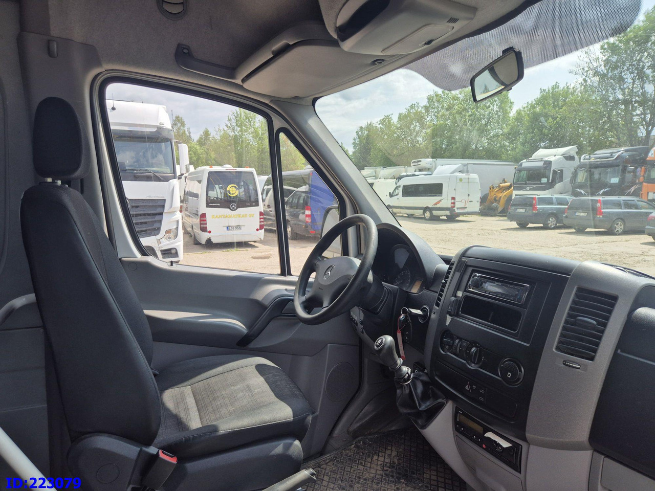 سياحية حافلة MERCEDES-BENZ Sprinter 516 - VIP - Euro6 - 17 places: صور 10