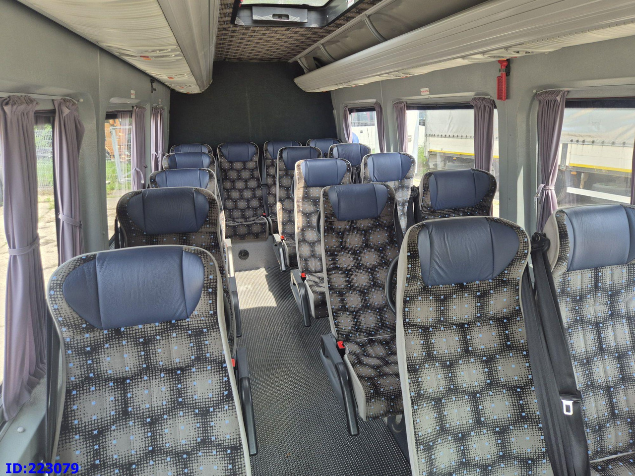 سياحية حافلة MERCEDES-BENZ Sprinter 516 - VIP - Euro6 - 17 places: صور 20