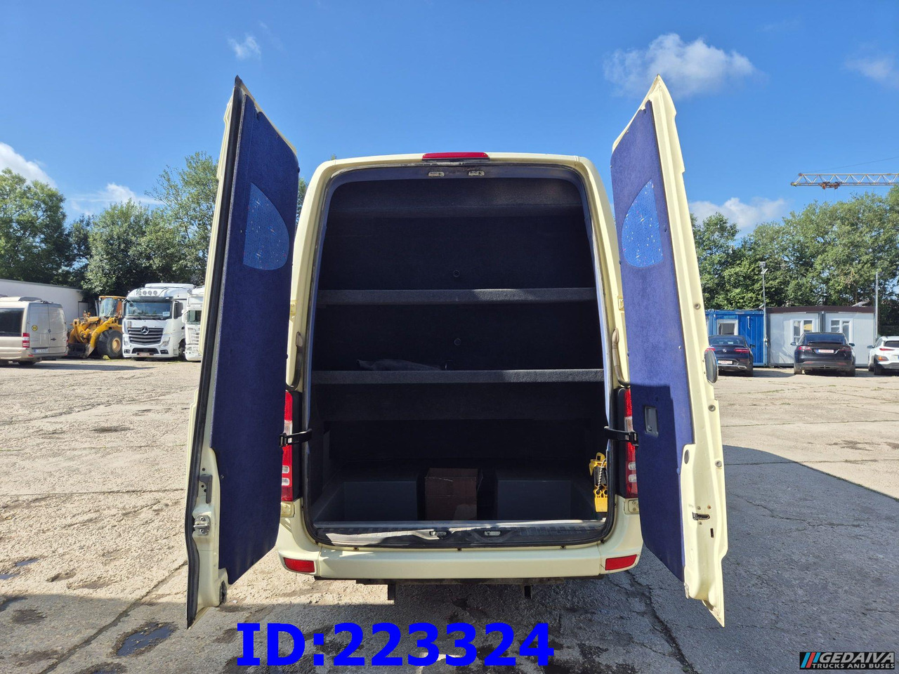 MERCEDES-BENZ Sprinter 516 XXL 20 place Euro6 - سياحية حافلة: صور 5 MERCEDES-BENZ Sprinter 516 XXL 20 place Euro6 - سياحية حافلة: صور 5