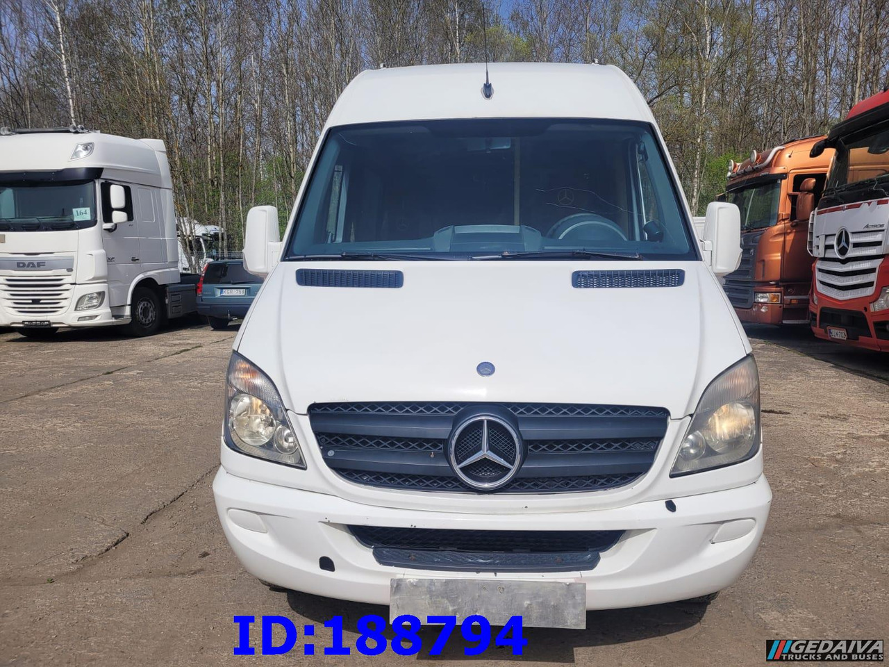 MERCEDES-BENZ Sprinter 518 - Kasten VIP - 20 Seater - سياحية حافلة: صور 2 MERCEDES-BENZ Sprinter 518 - Kasten VIP - 20 Seater - سياحية حافلة: صور 2