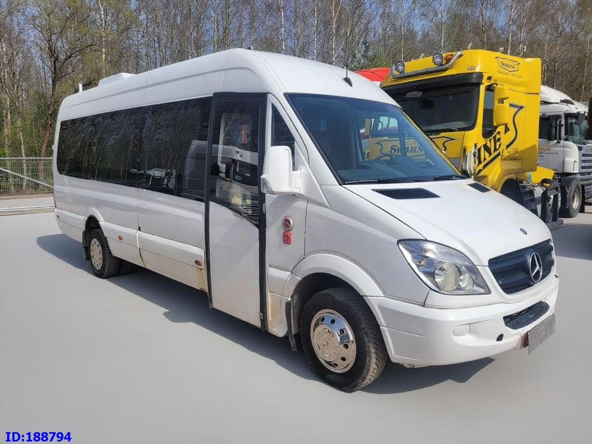MERCEDES-BENZ Sprinter 518 - Kasten VIP - 20 Seater - صغيرة, ميكروباص: صور 4 MERCEDES-BENZ Sprinter 518 - Kasten VIP - 20 Seater - صغيرة, ميكروباص: صور 4
