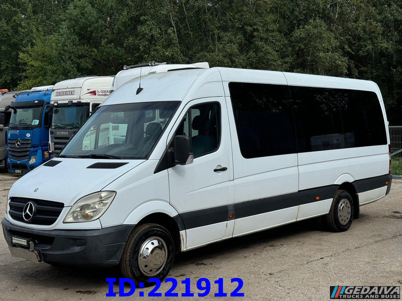 MERCEDES-BENZ Sprinter 518 VIP 17-Place - سياحية حافلة: صور 1 MERCEDES-BENZ Sprinter 518 VIP 17-Place - سياحية حافلة: صور 1