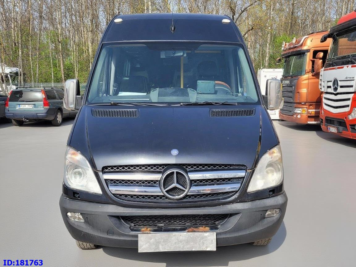 MERCEDES-BENZ Sprinter 518 - VIP - 17 Seater - سياحية حافلة: صور 2 MERCEDES-BENZ Sprinter 518 - VIP - 17 Seater - سياحية حافلة: صور 2