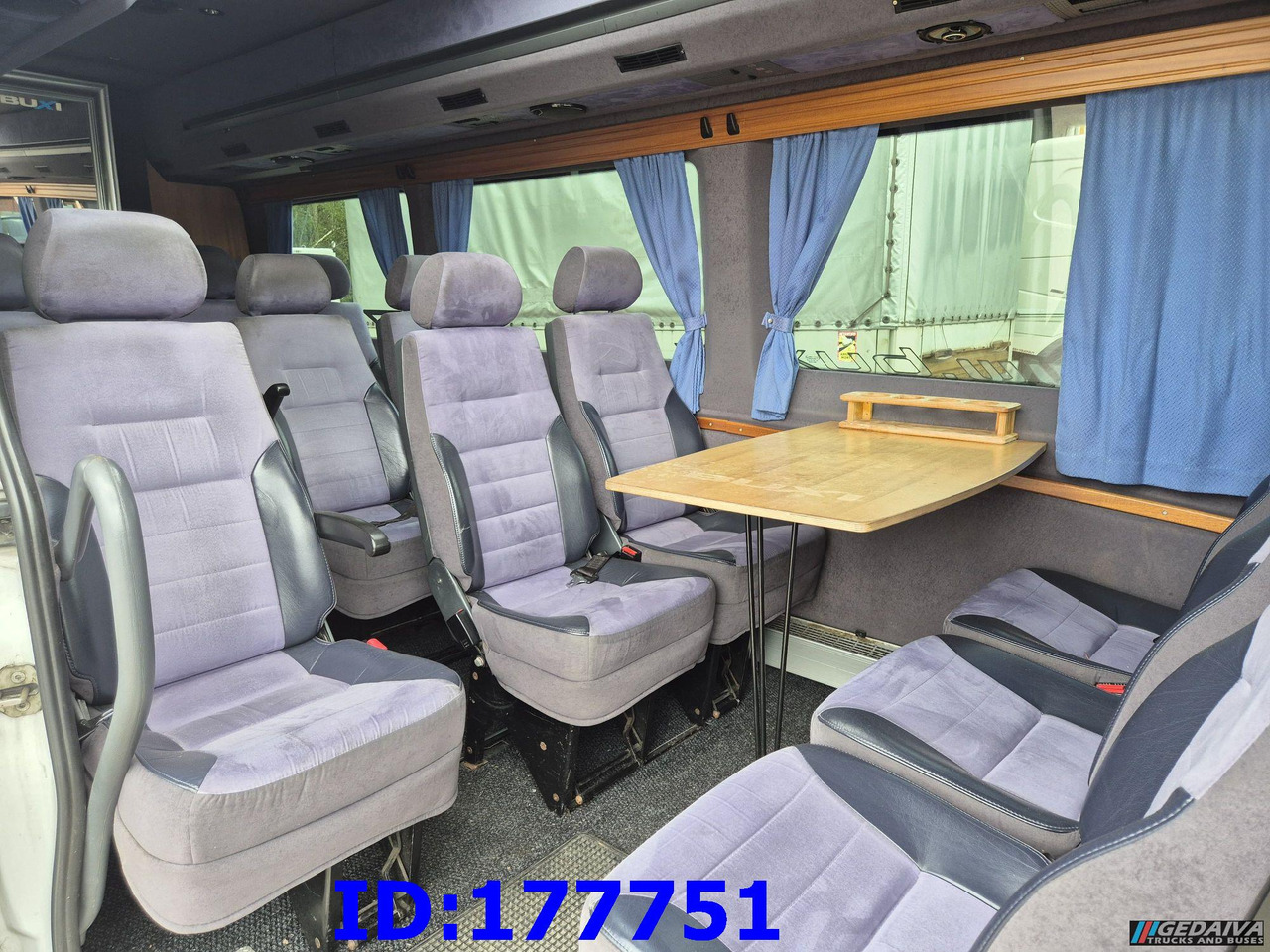 MERCEDES-BENZ Sprinter 518 - VIP - 17-seater - سياحية حافلة: صور 1 MERCEDES-BENZ Sprinter 518 - VIP - 17-seater - سياحية حافلة: صور 1