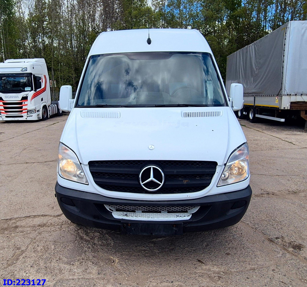 MERCEDES-BENZ Sprinter 518 - VIP -19 Seater - صغيرة, ميكروباص: صور 2 MERCEDES-BENZ Sprinter 518 - VIP -19 Seater - صغيرة, ميكروباص: صور 2