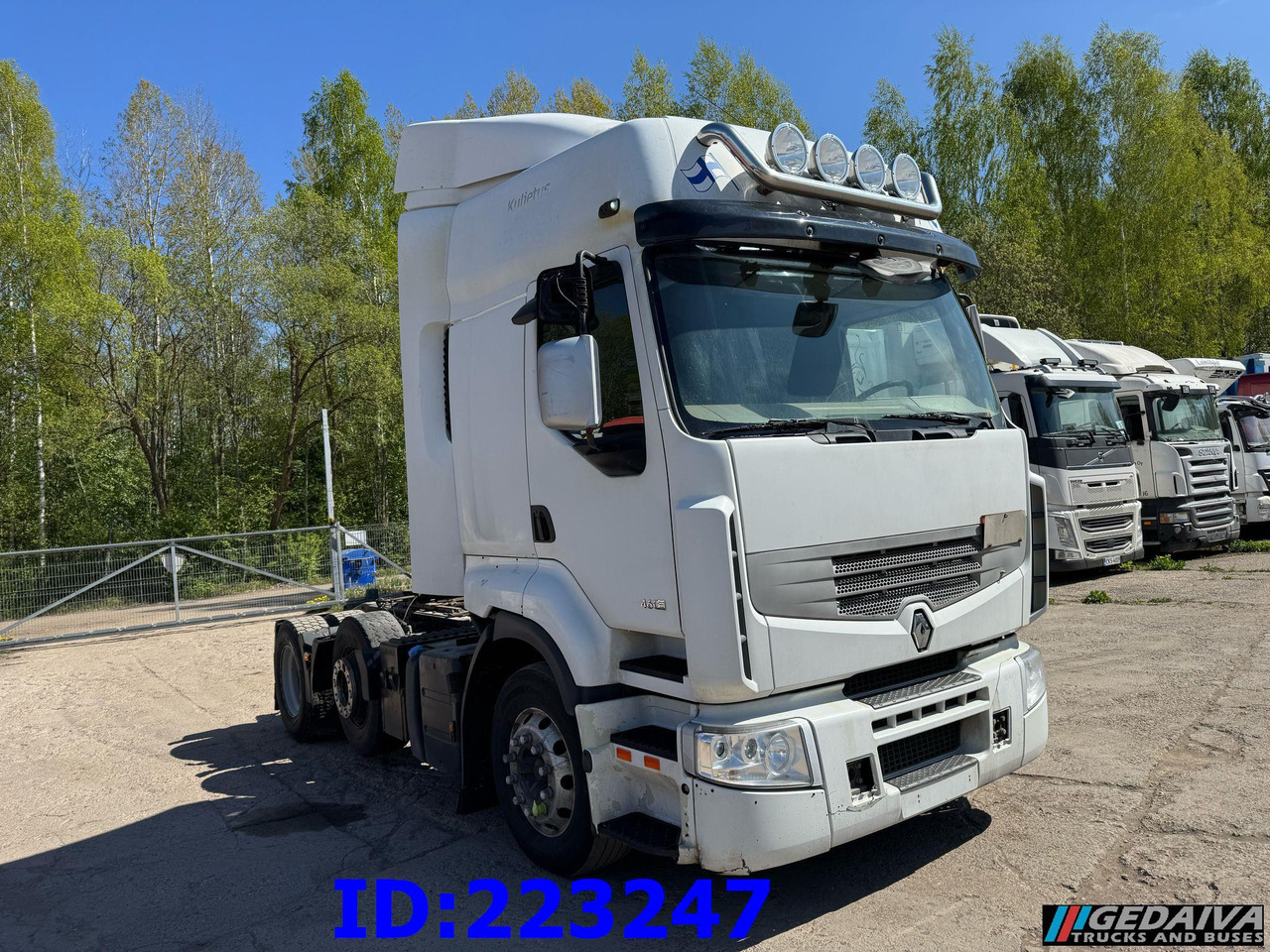 RENAULT Premium 6x2 460 EEV Euro5 - شاحنة جرار: صور 2 RENAULT Premium 6x2 460 EEV Euro5 - شاحنة جرار: صور 2