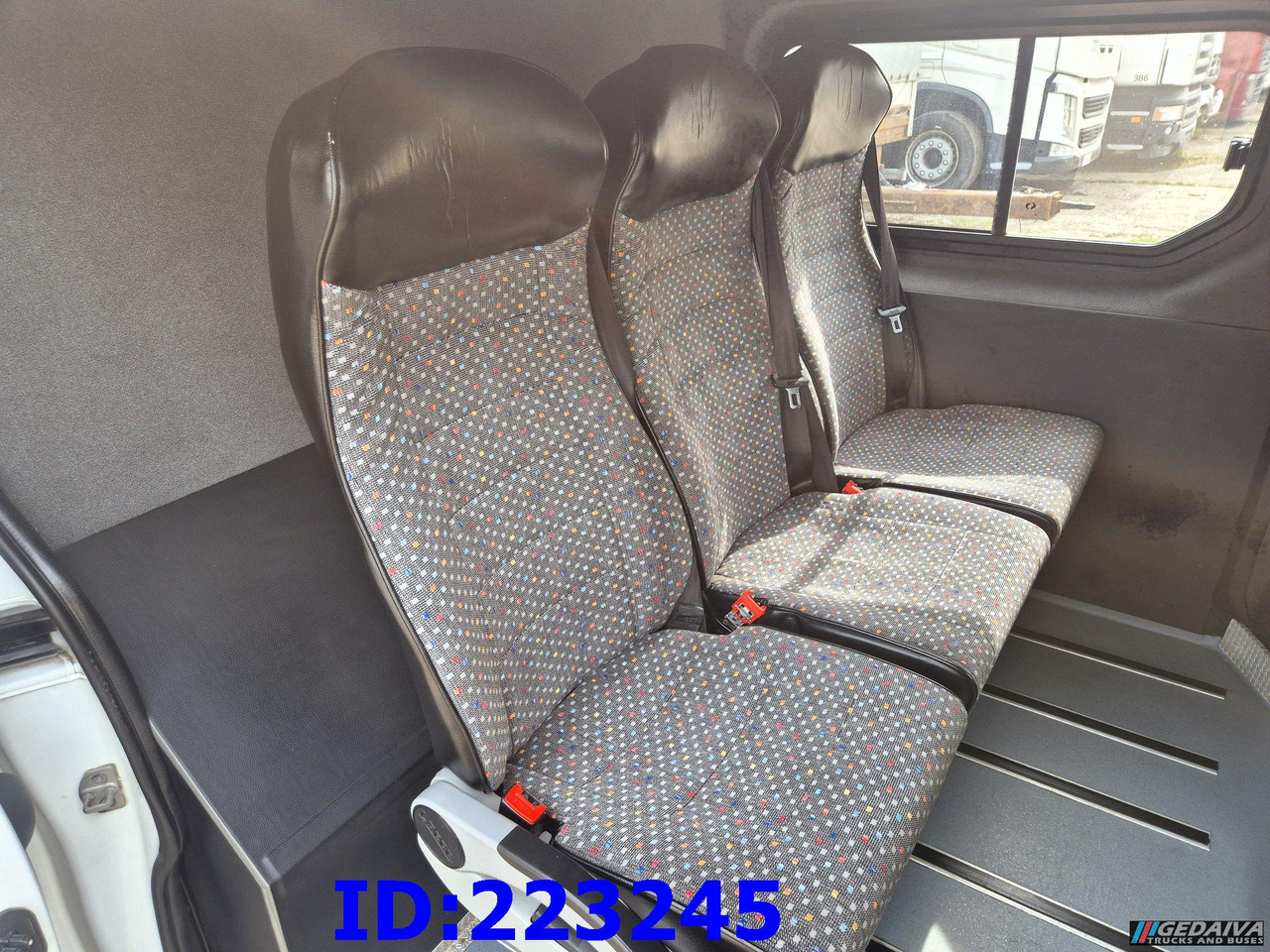 الشاحنات الصغيرة كابينة مزدوجة RENAULT Trafic Euro6: صور 19
