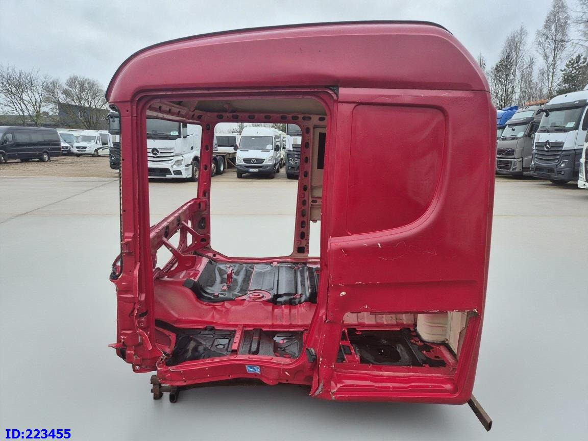 SCANIA R19N5 - الكبائن - شاحنة: صور 4 SCANIA R19N5 - الكبائن - شاحنة: صور 4