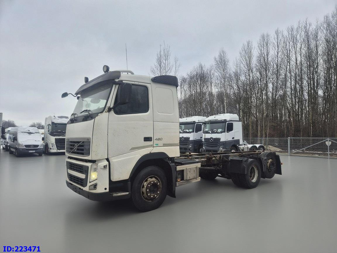 VOLVO FH 420HP 6×2 Steering axle - الشاسيه شاحنة: صور 1 VOLVO FH 420HP 6×2 Steering axle - الشاسيه شاحنة: صور 1
