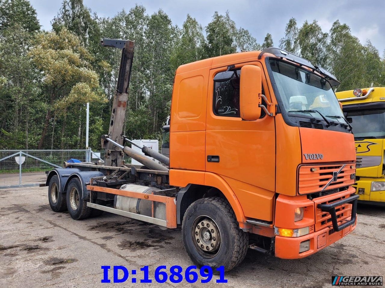 VOLVO FH12 380HP 6x2 10tyre Hook Tipper - شاحنة ذات الخطاف: صور 4 VOLVO FH12 380HP 6x2 10tyre Hook Tipper - شاحنة ذات الخطاف: صور 4