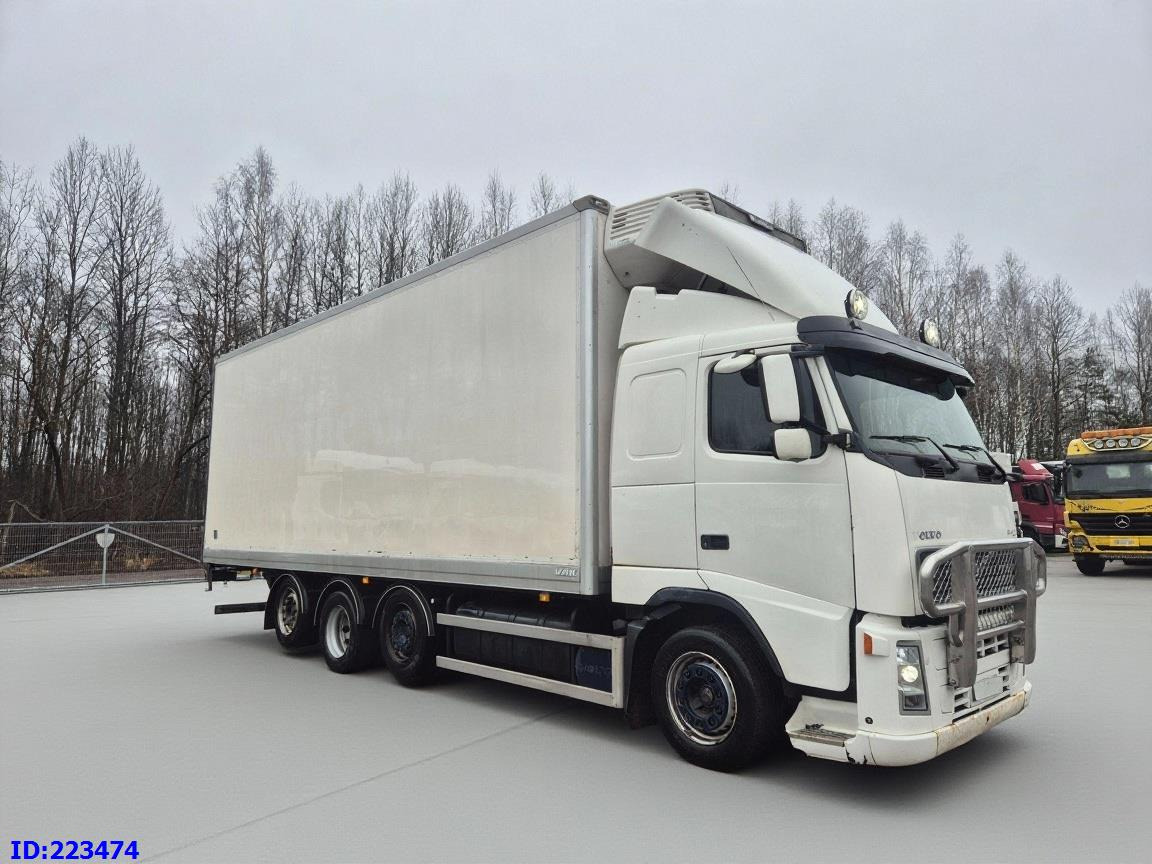 VOLVO FH12 460HP 8x2 Manual - مبردة شاحنة: صور 4 VOLVO FH12 460HP 8x2 Manual - مبردة شاحنة: صور 4