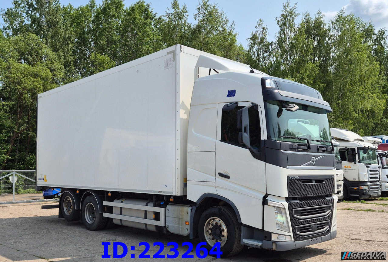 VOLVO FH13 460HP 6x2 Steering axle Euro6 - مبردة شاحنة: صور 1 VOLVO FH13 460HP 6x2 Steering axle Euro6 - مبردة شاحنة: صور 1