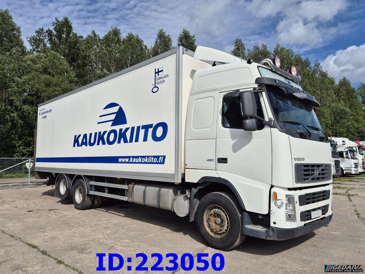 VOLVO FH13 480HP 6x2 Manual 10 tyres - متساوي شاحنة: صور 3 VOLVO FH13 480HP 6x2 Manual 10 tyres - متساوي شاحنة: صور 3