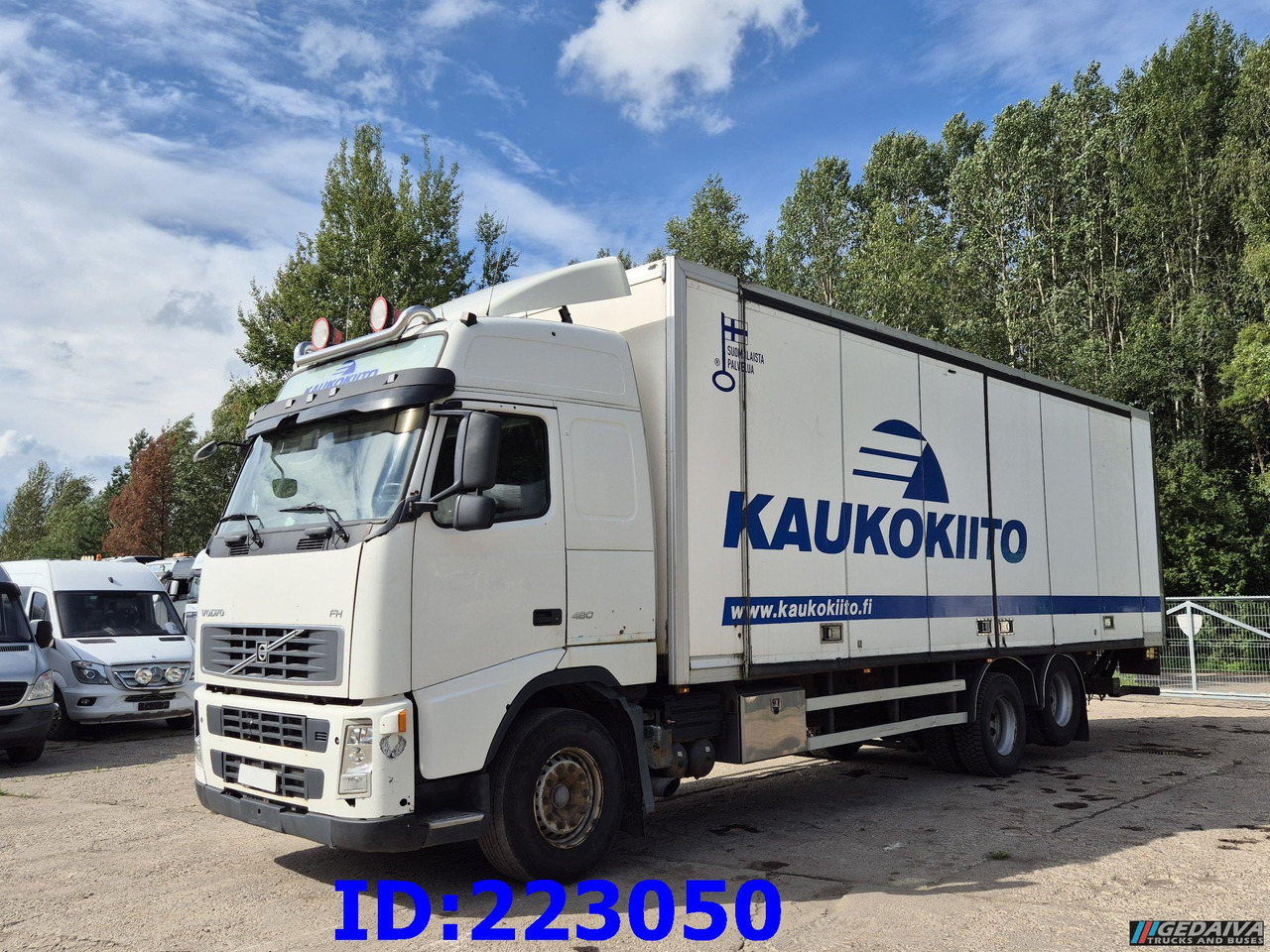 VOLVO FH13 480HP 6x2 Manual 10 tyres - متساوي شاحنة: صور 1 VOLVO FH13 480HP 6x2 Manual 10 tyres - متساوي شاحنة: صور 1